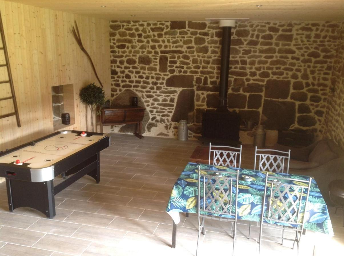 Les Rocailles Hotel La Foret-Auvray Екстериор снимка